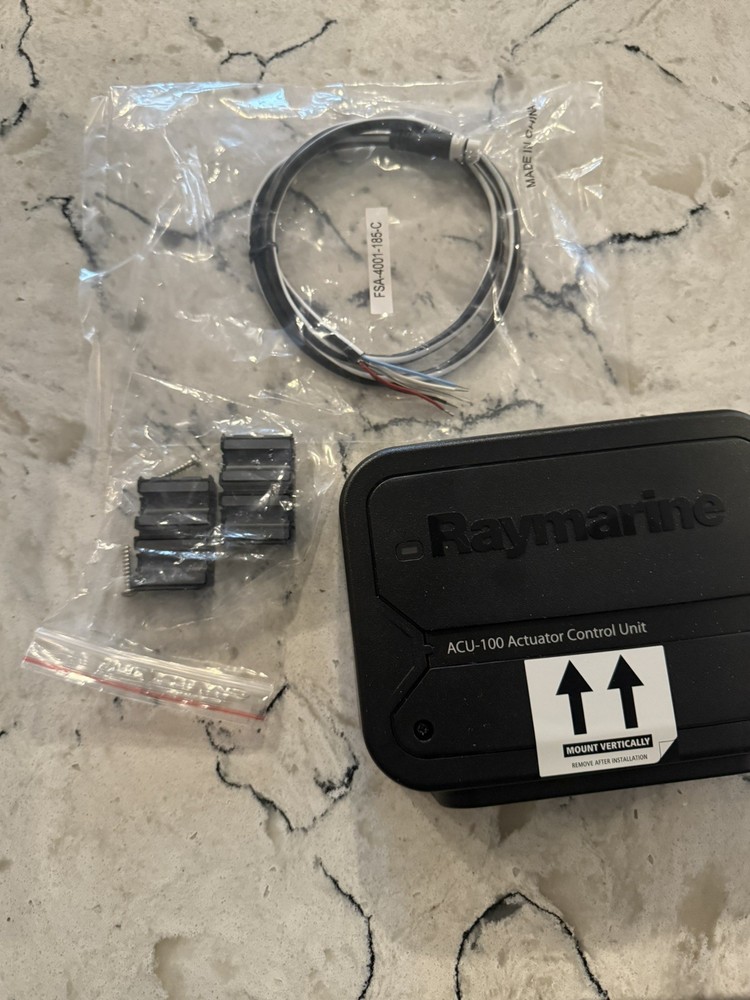 Raymarine ACU-100 Actuator Control Unit [E70098]