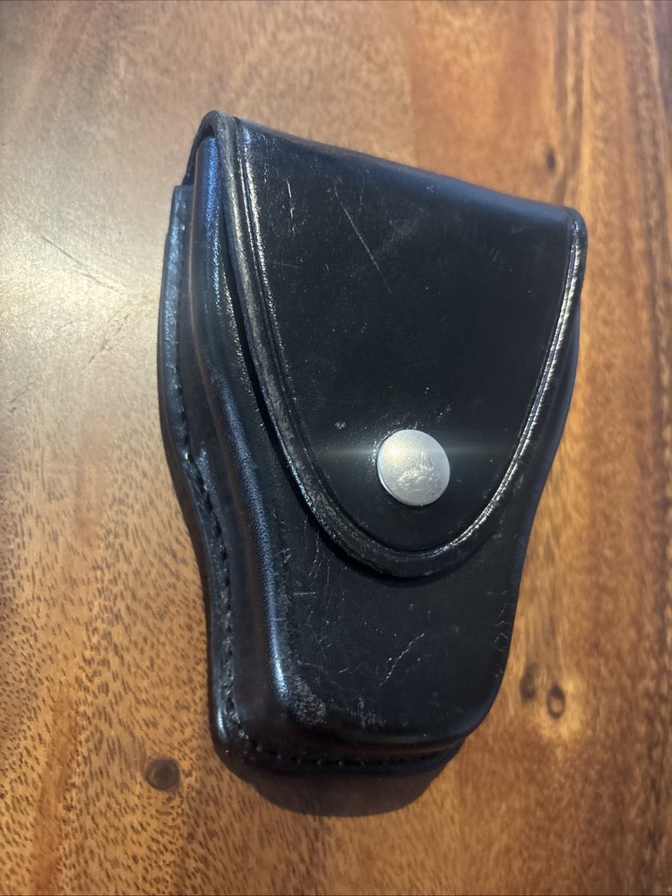 Don Hume Handcuff Case Leather