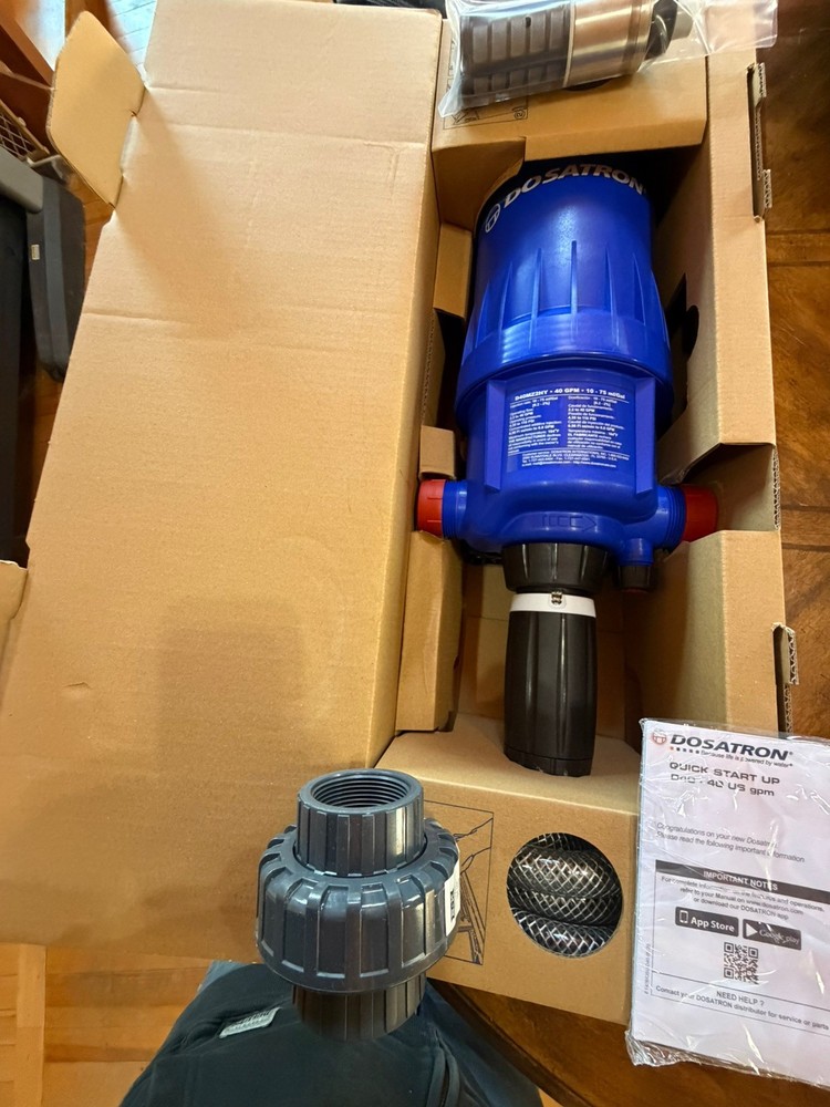 Dosatron D40MZ2-HY High Flow Nutrient Dosing Pump  40 GPM, Fertilizer  Doser