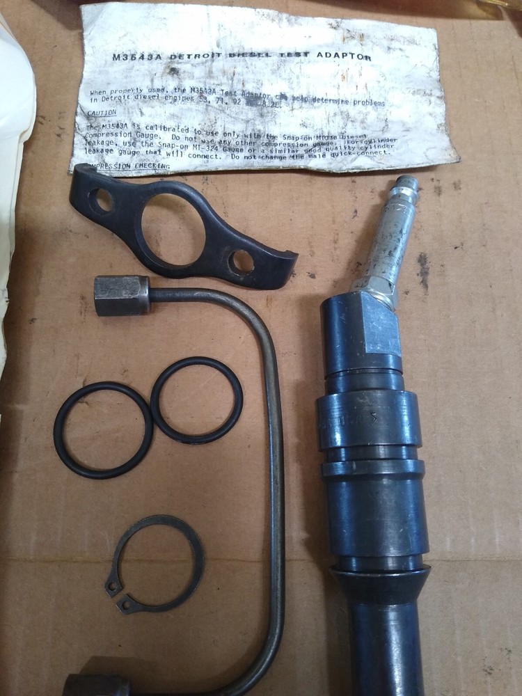 Snap On MT33B diesel engine compression gague with 4 test adapters
