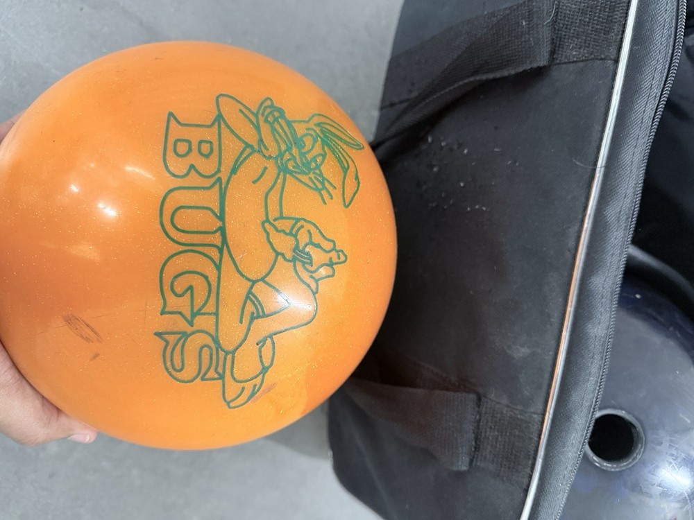 Ten-Pin Bowling Balls w/ Bag