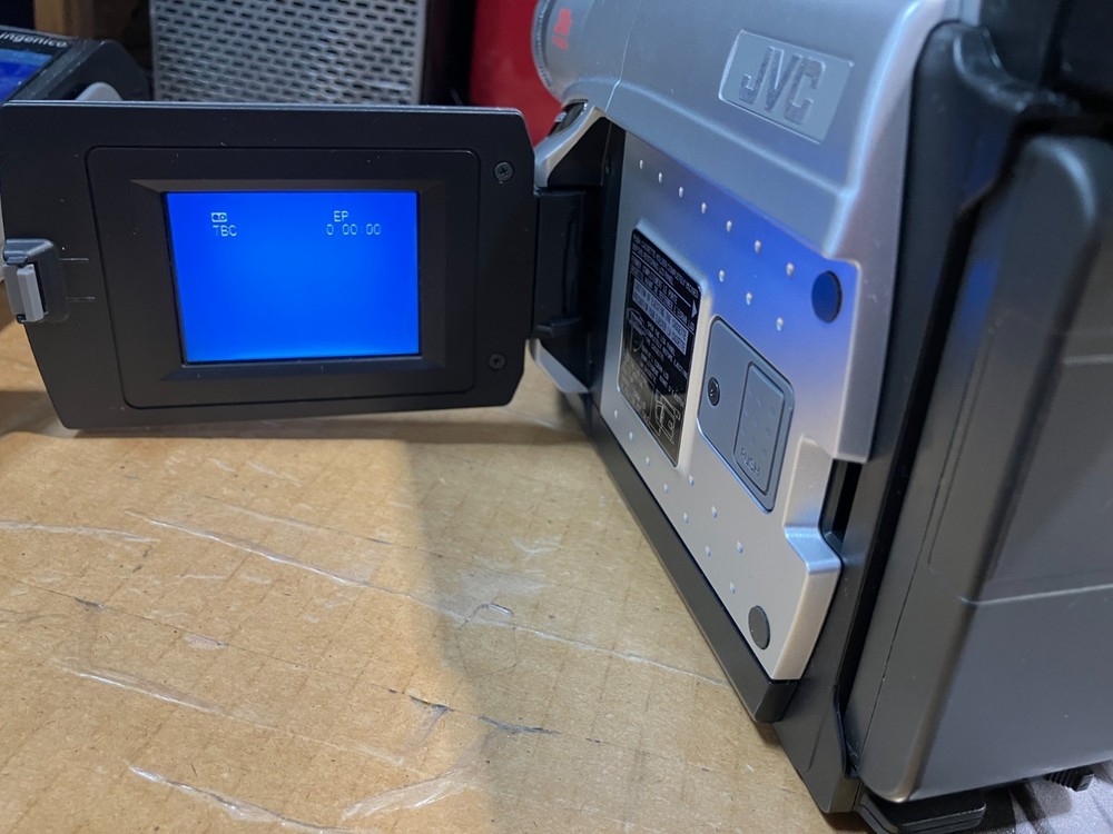 JVC VHS Recorder model# GR-AXM17
