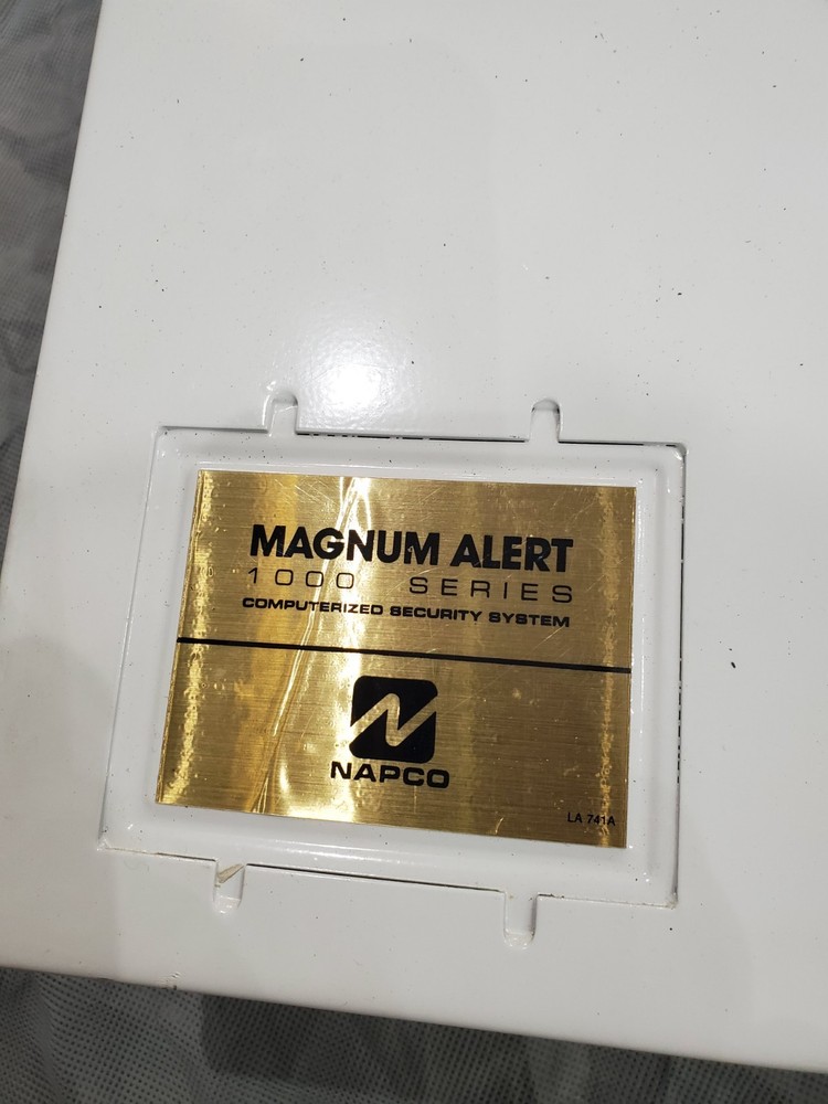 NAPCO MAGNUM ALERT Security Control Panel And Enclosure 1000 Series