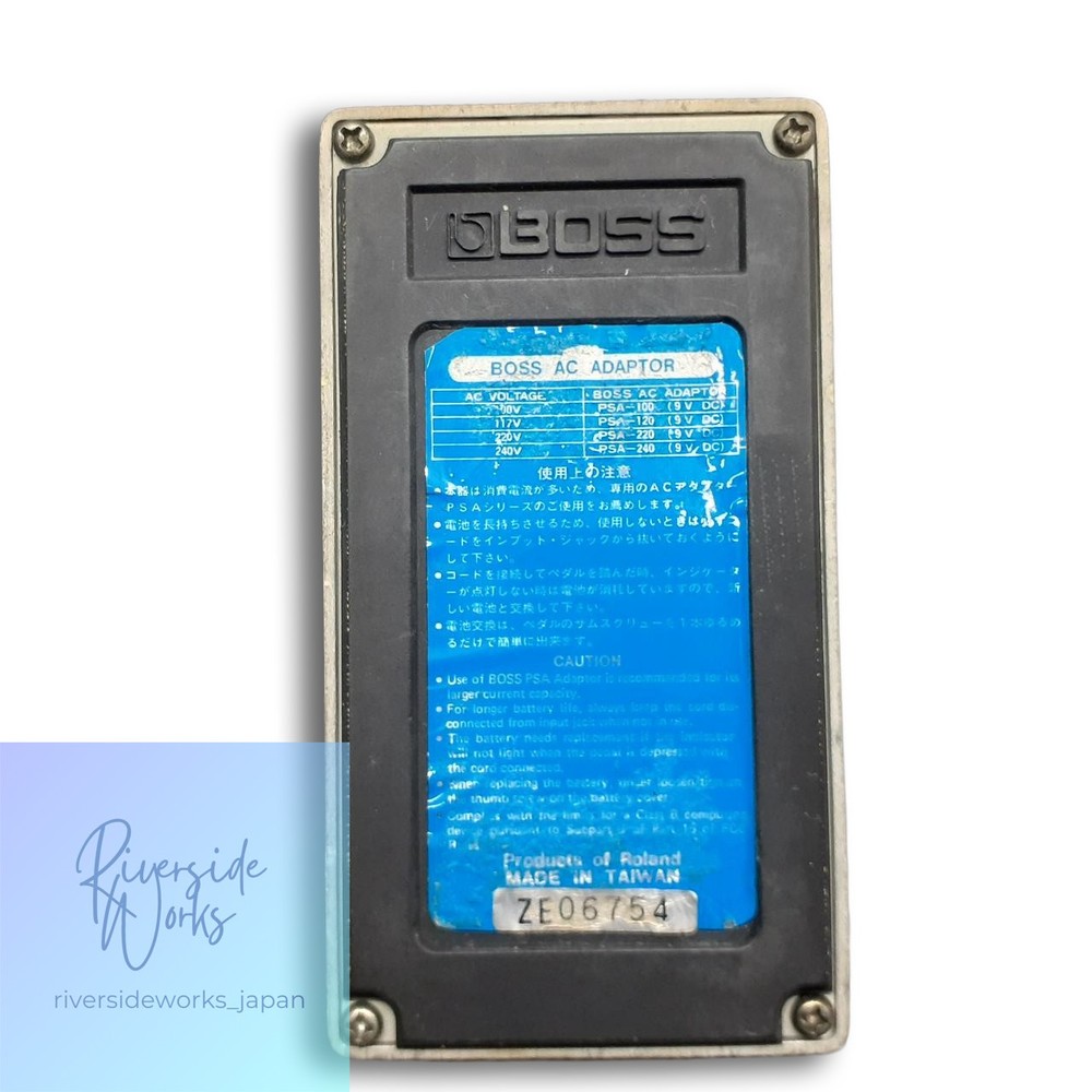 BOSS DD-3 Digital Delay Guitar Effects Pedal