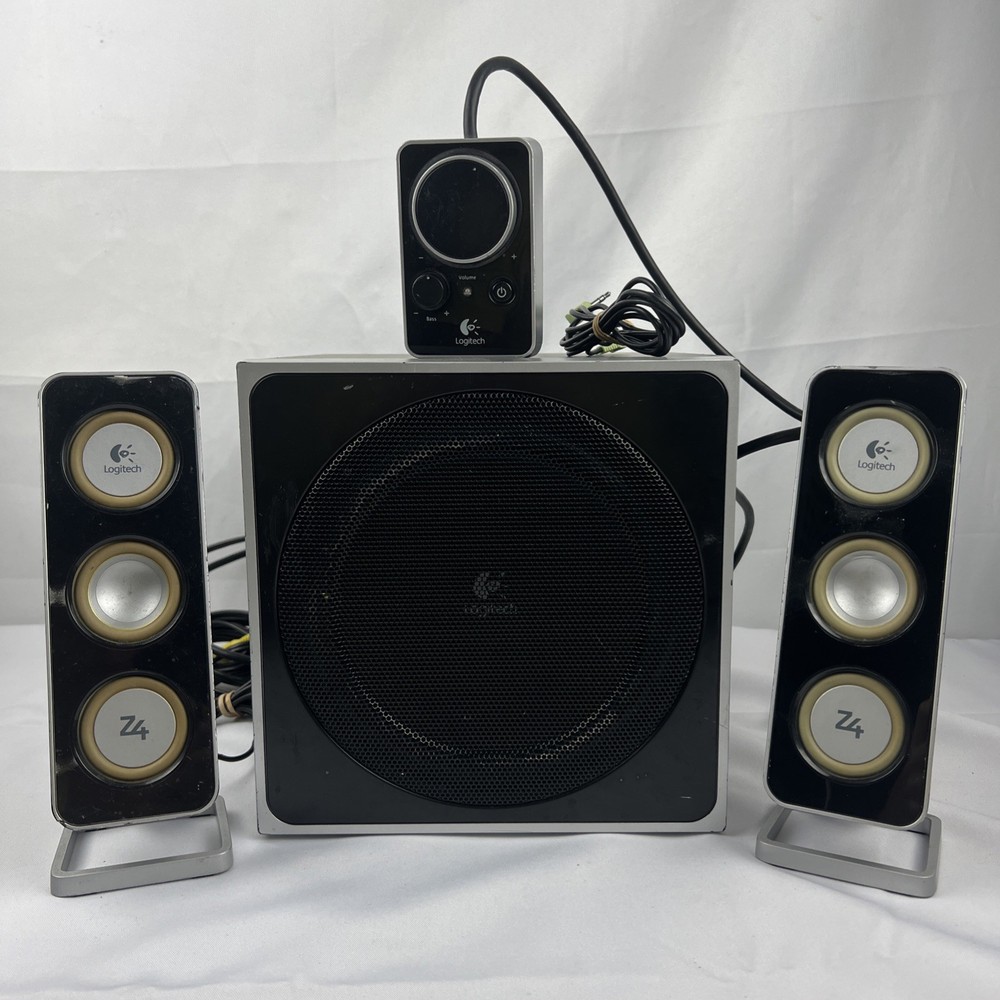 LOGITECH Z4 COMPLETE COMPUTER SPEAKERS SET WITH SUBWOOFER AND BASS CONTROLLER