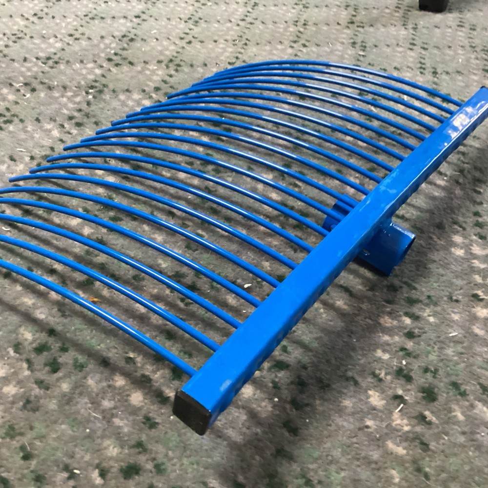 Bainbridge Supreme Stables Metal Fork