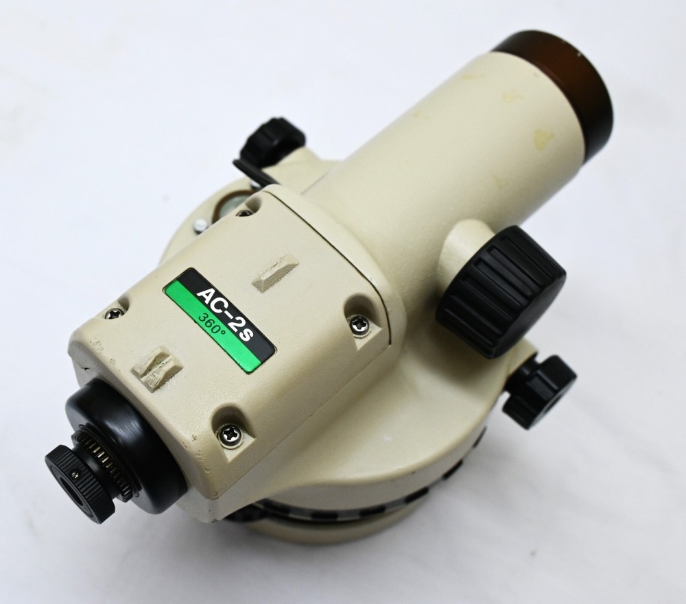 Nikon AC-2s Automatic level with hard Case.