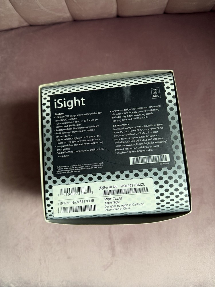 APPLE iSIGHT FIREWIRE CAMERA IN ORIGINAL BOX M8817LL/B