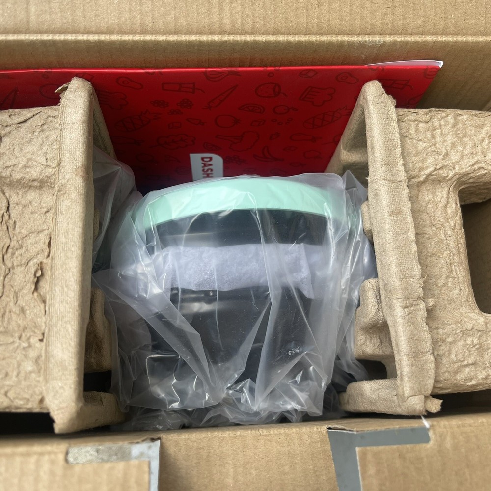 Dash 7 Mini Donut Maker Machine for Kid-Friendly Breakfast, Snacks Nonstick