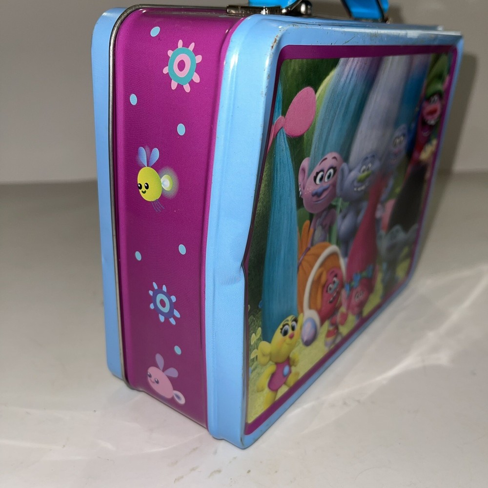 Trolls lunchbox tin 2016 small lunch box dreamworks flaws