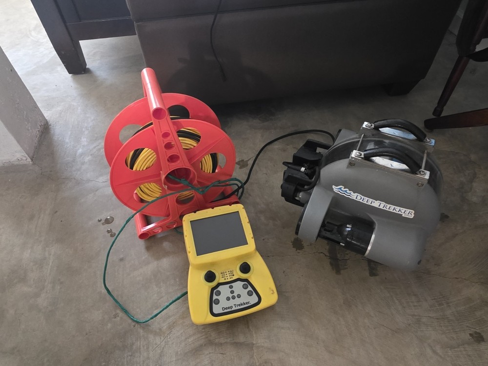 Deep Trekker DTG2 underwater inspection ROV system.
