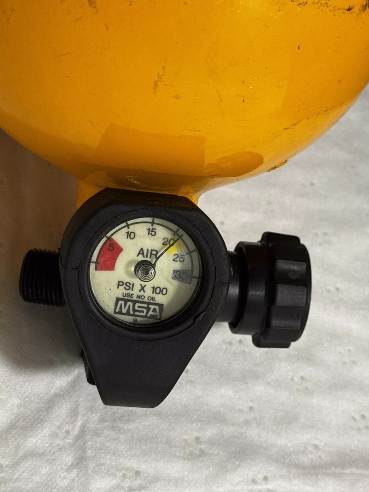 MSA cylinder 5-978-1 with frame harness and mask