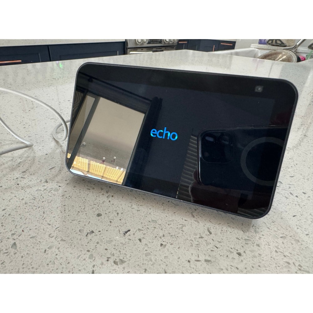 Amazon Echo Show 5 2nd Gen With Built in Alexa