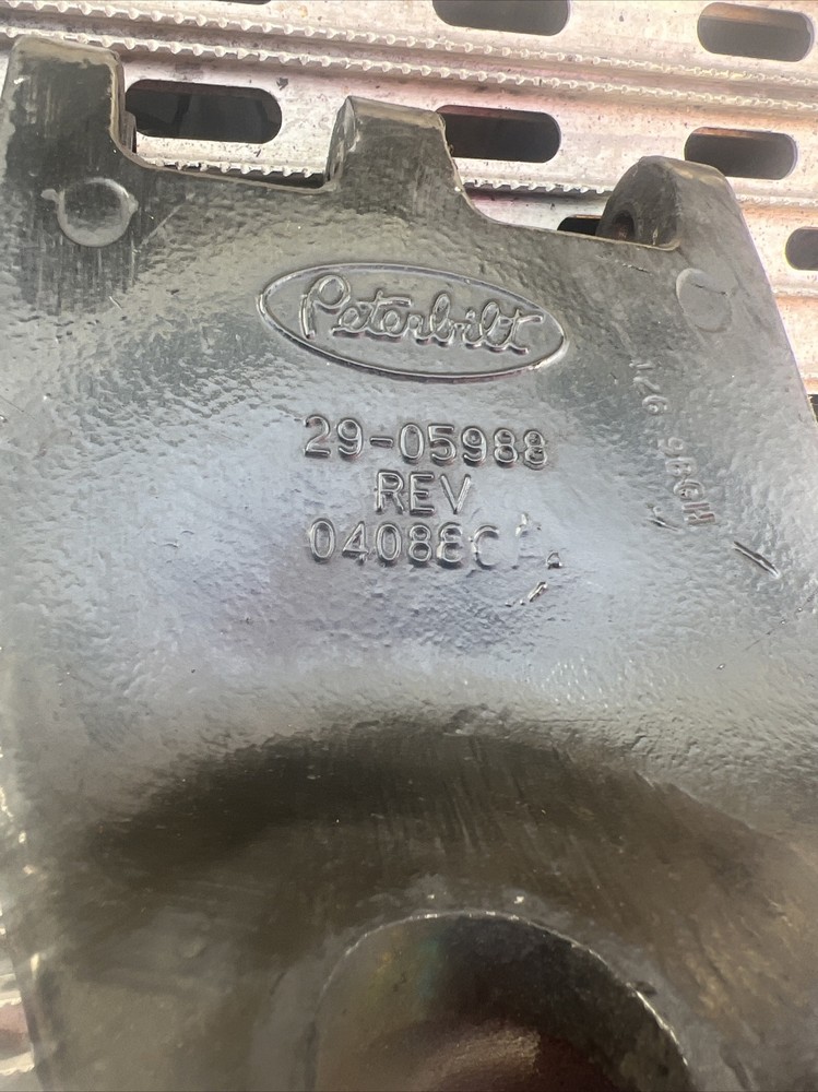 PETERBILT REAR CAB SUPPORT ,MOUNT, BRACKET SUSPENSION MOUNT 29 05988 W Bolts
