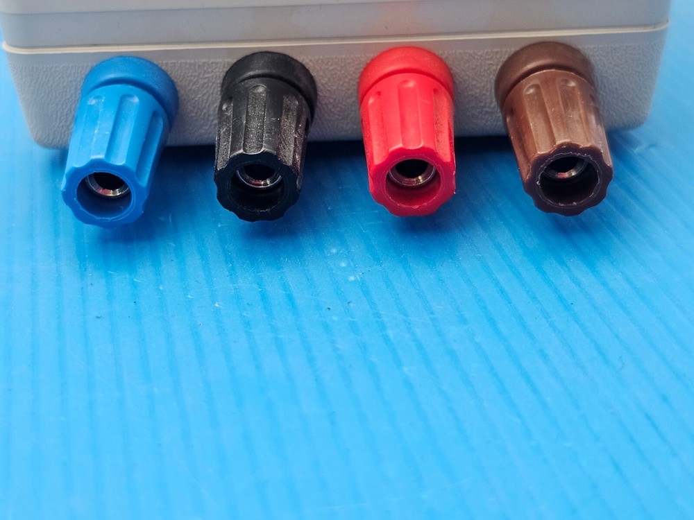 Time Electronics 7000 Temperature Calibrator