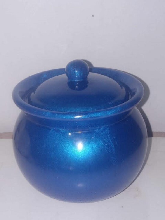 CONTAINER WITH LID  POURED FROM RESIN STYLE #2