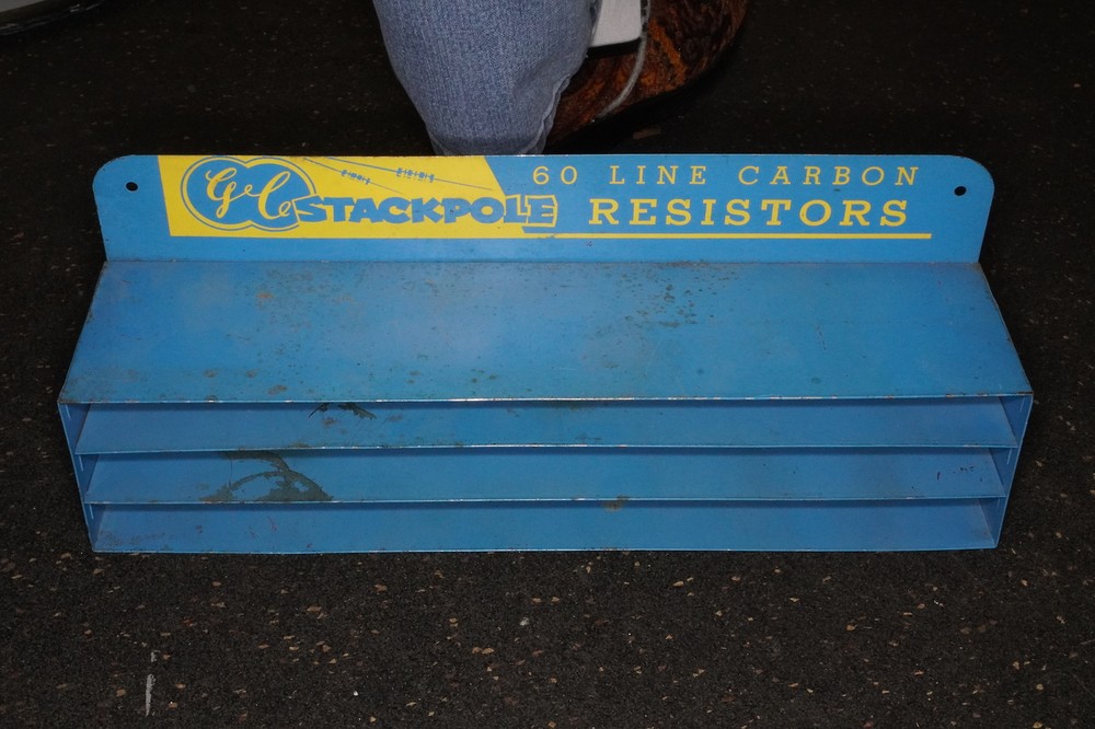 GC Stackpole Resistors 50 Line Carbon Display Cabinet