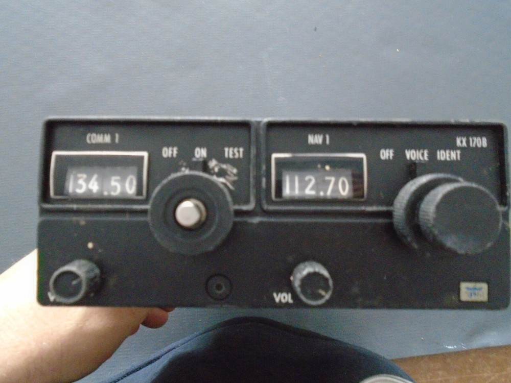 KING KX 170B NAV/COMM