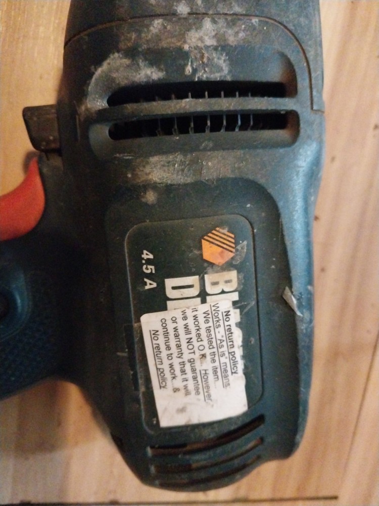 BLACK AND DECKER CORDED POWER DRILL PRE-OWNED MODEL DR200 Type 1