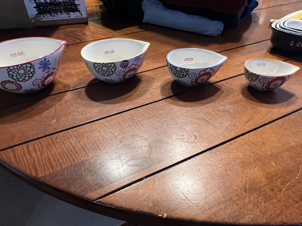 Pier One Measuring cups Ceramic  Zinnia Nesting