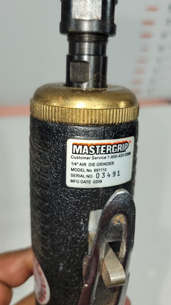 MASTER GRIP 1/4" AIR DIE GRINDER - MODEL 691110 Used