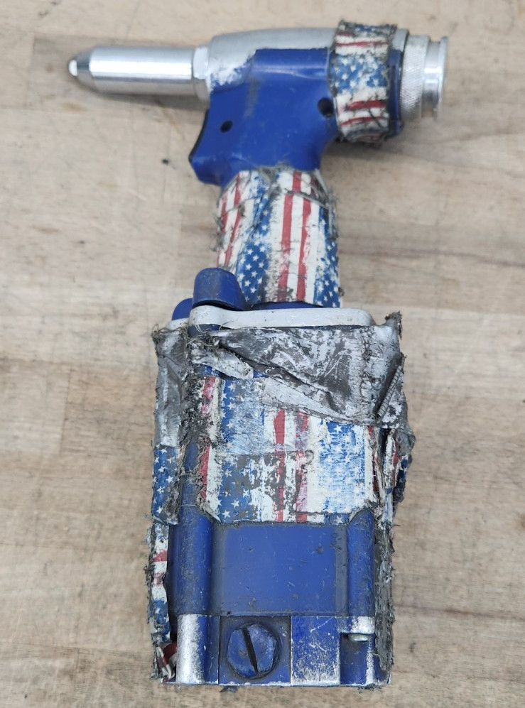 Lobster AR-2000MV Air Rivet Gun *Working