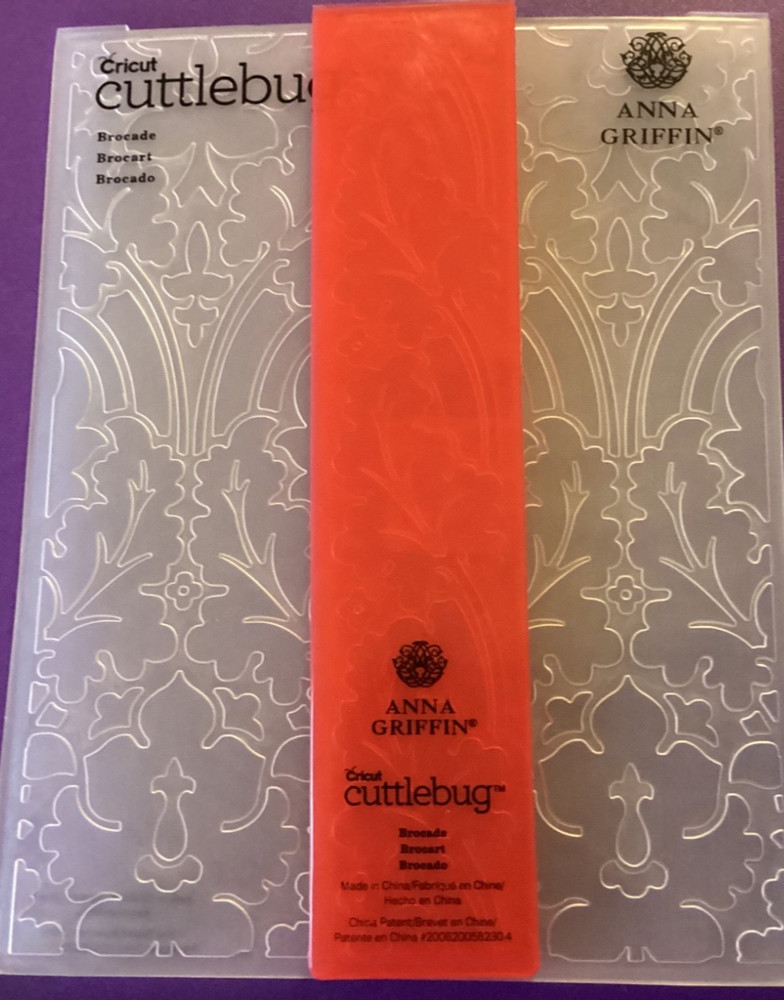 Anna Griffin Brocade Embossing Folder 4.5x5.5