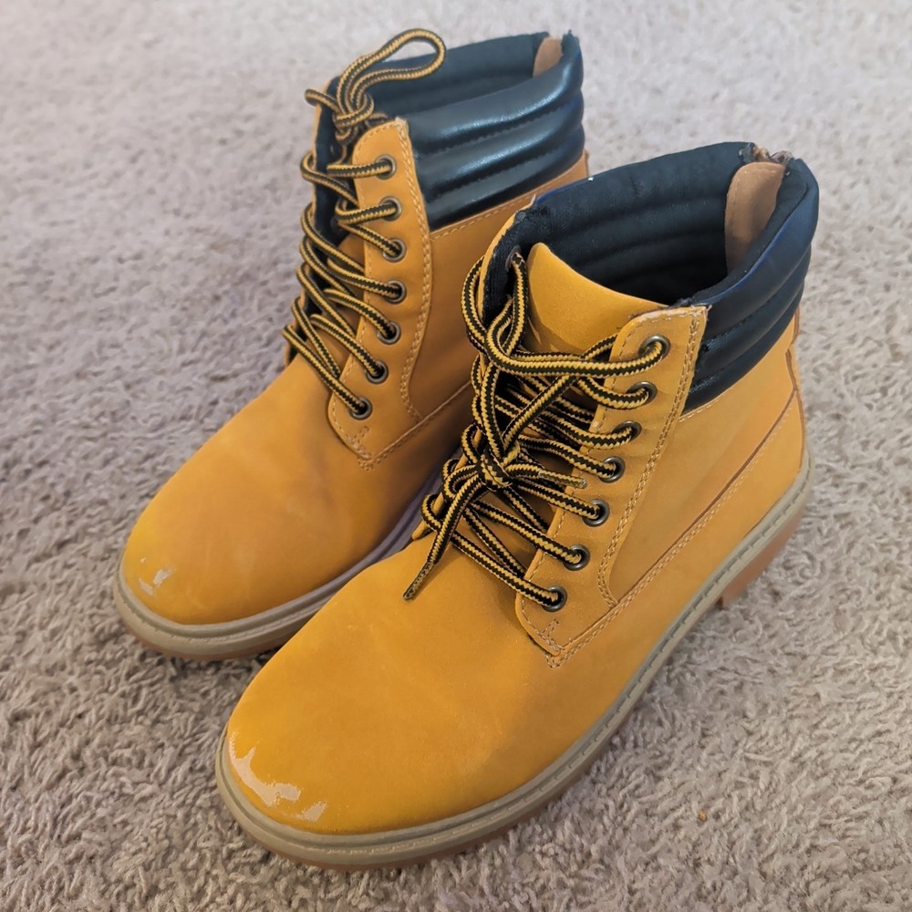 Boys Shoe Boot Snowboots Work Boots Size 7.5