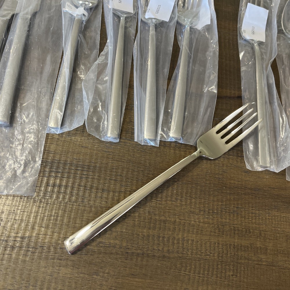 15 pc 3 place setting Mikasa Hospitality LEO stainless flatware