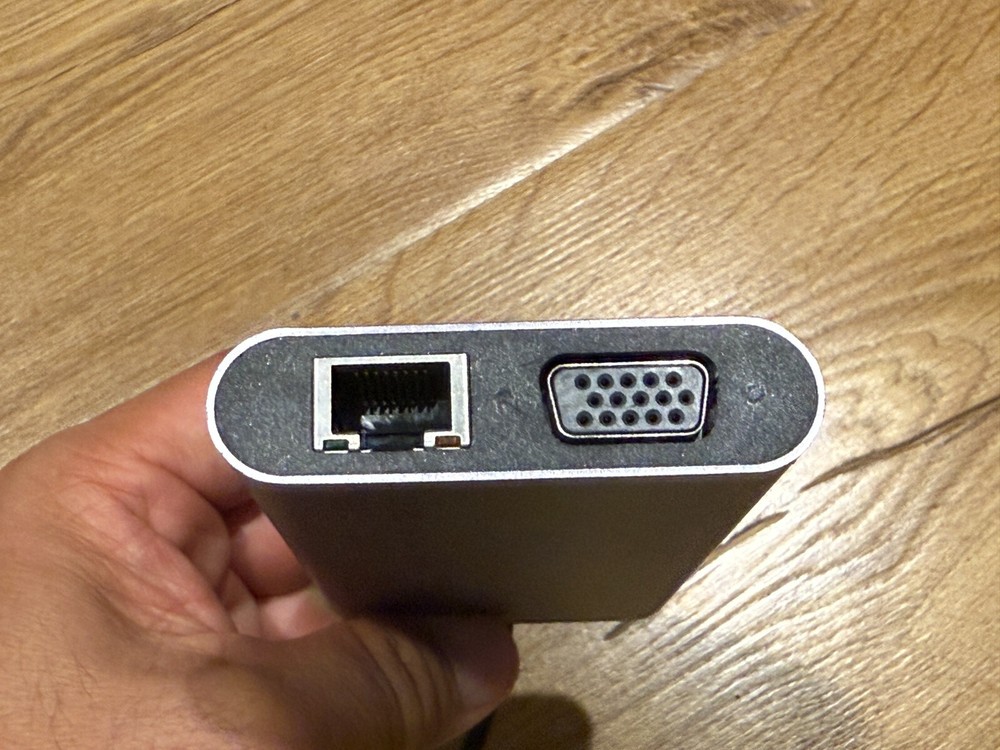 UtechSmart USB Type-C Hub Pro Model UCN 3270 Tested Works Excellent
