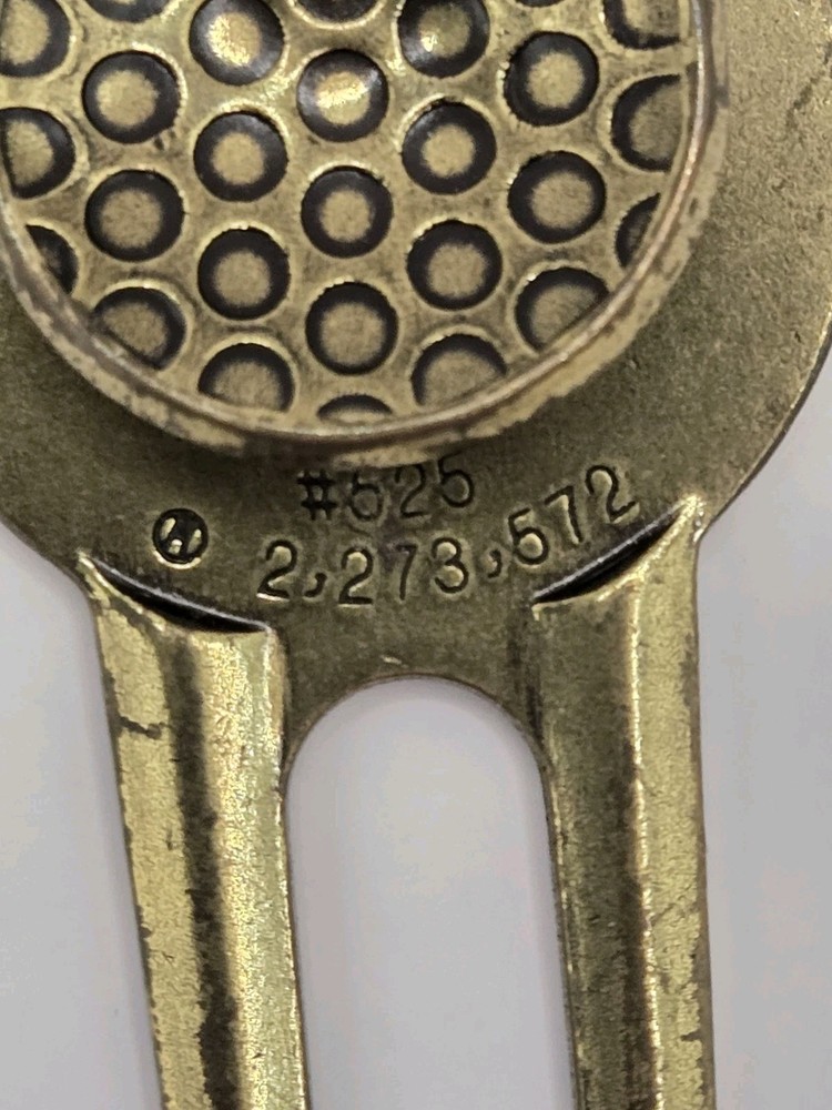 Vintage PILGRAMS RUN GOLF CLUB Divot Tool