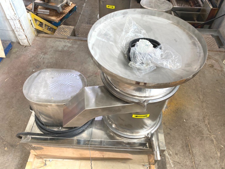 Egg Liquid Eggshell Centrifugal Separator / Breaker Cracker Shell Grinder 15K/H