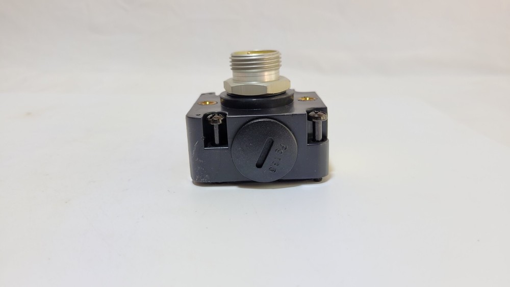 Banner EZA-QDE-3 EZ Screen 3-Pin End Cap Emitter Accessory