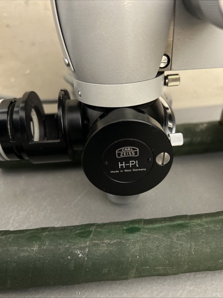 Carl Zeiss OPMI HP-1 microscope