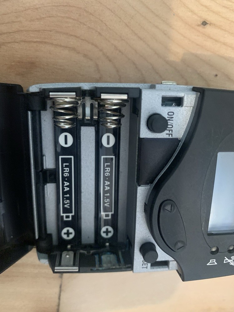 portable microphone lot - sennheiser and samson