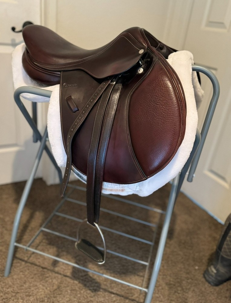 Dover Circuit Flocked Premier Special Saddle
