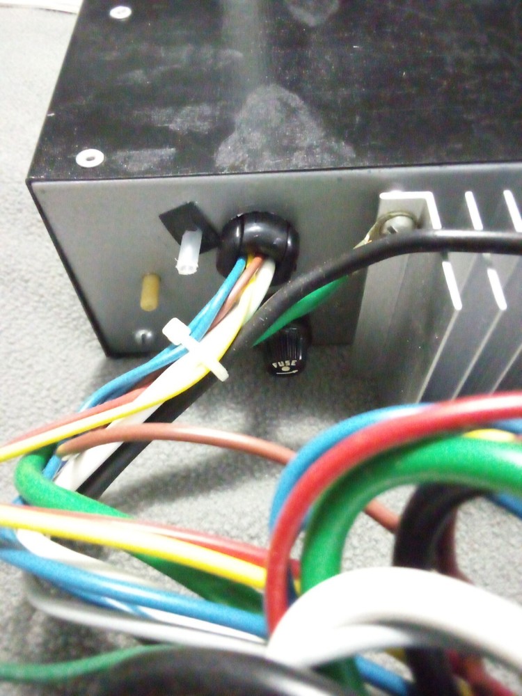 Original S&W Industries Auto Pod V Solid State Automatic Control Power Inverter