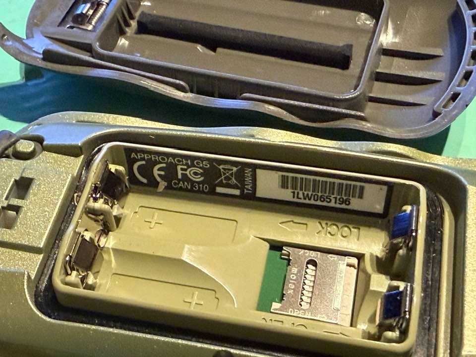 GARMIN APPROACH G5 GPS POWERED GOLF RANGEFINDER