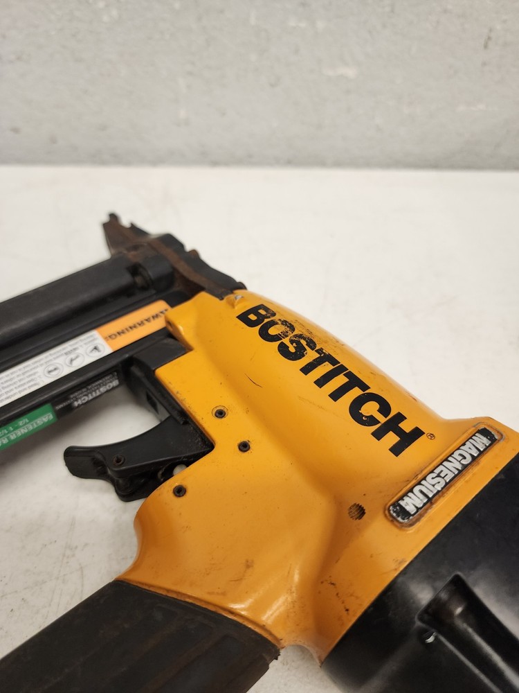 Bostitch Magnesium Finish Stapler - SX150-1
