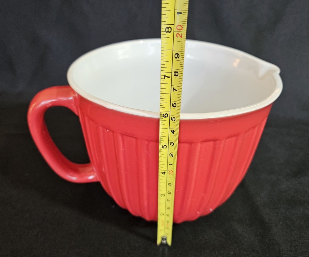 Mixing Bowl w/ Pour Spout and Handle 2 Quart Ceramic Red