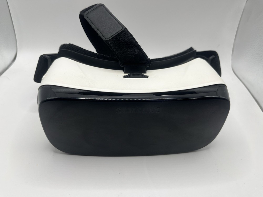 Samsung Gear VR Powered by Oculus