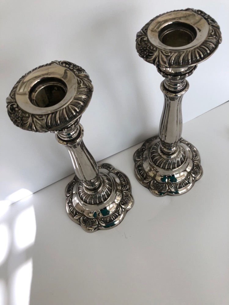 Godinger Silver Candleholders with beautiful design.