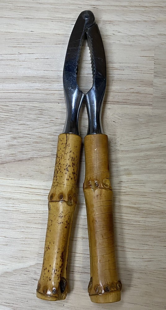 Vintage Nutcracker Stainless with Bamboo Handles