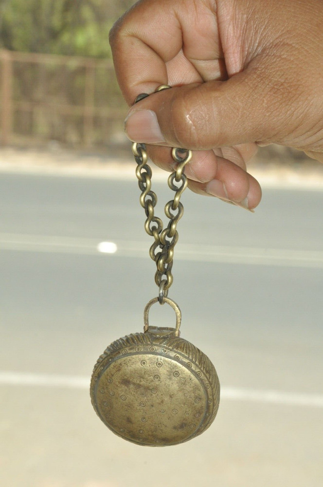 Vintage Brass Round Line Engraved Handcrafted Lime Paste/Powder Box