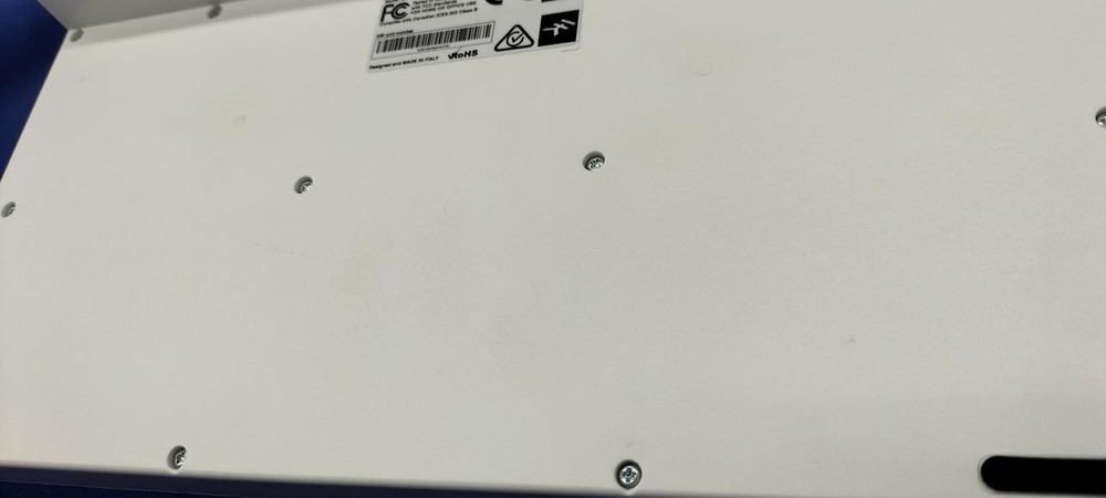 IK Multimedia UNO Drum Machine Portable Electronic Drum Pad New