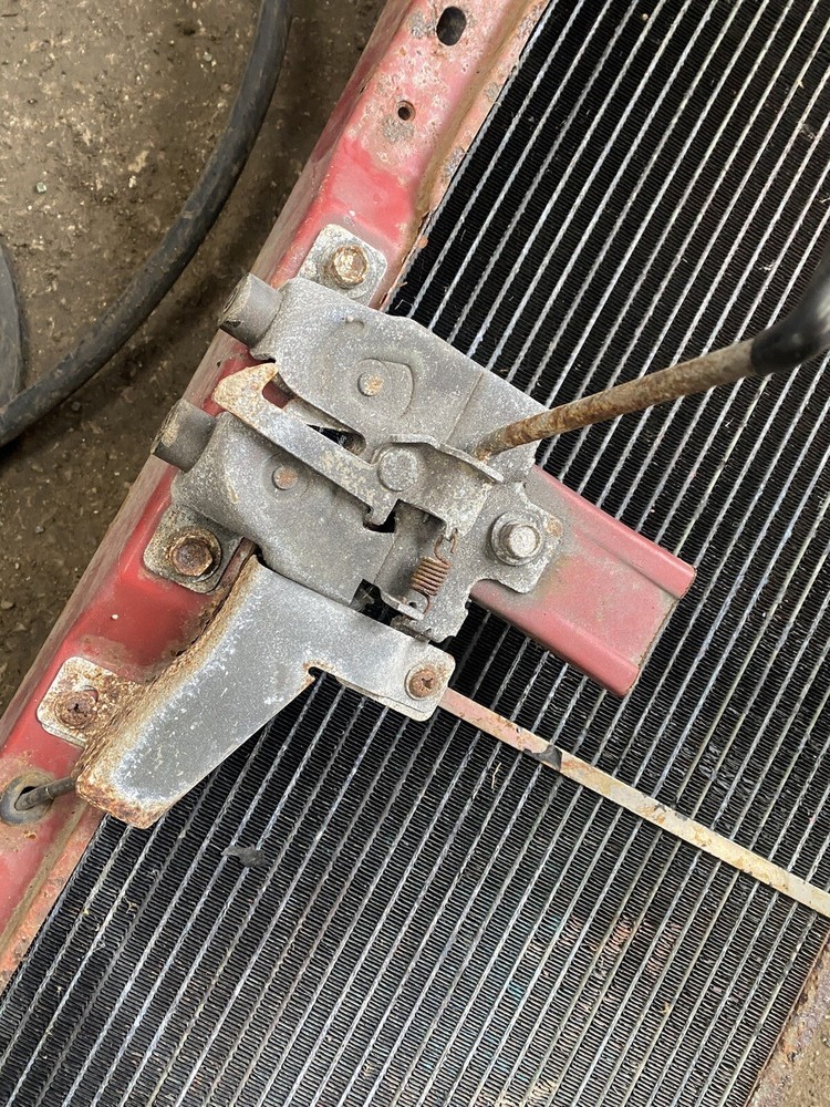 Subaru xt 1985 radiator complete