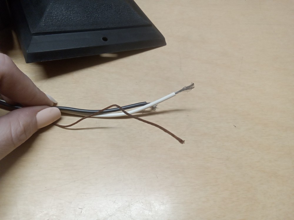 Delval Lighting 1723BLK Durable Polypropylene Wall Lantern