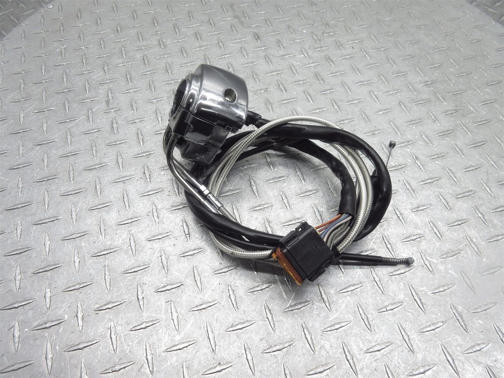 2000 00 01 Harley Davidson FLHTC Electra Glide Classic Right Handlebar Switch