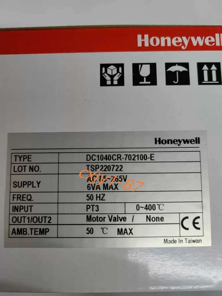 1PC HoneyweII DC1040CR-702100-E temperature controller