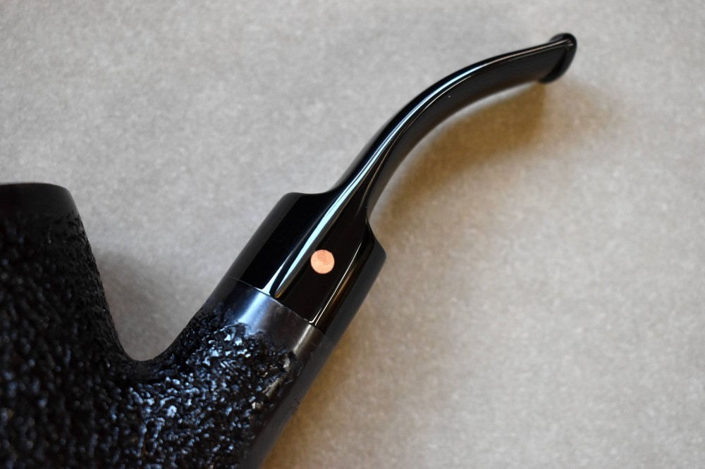 Moretti Pipe Super Magnum Black Rusticated Freehand